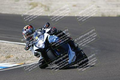 media/Sep-21-2025-TrackDaz (Sun) [[277c75b276]]/C Group/1140pm (Turn 3)/